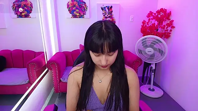 Snapshot of Miss_dolly_ chatting on May 2, 12:43 pm Miss dolly online show from May 2, 12:43 pm