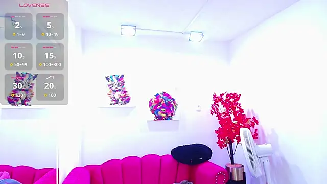 Miss dolly  online show from April 9, 12:33 pm