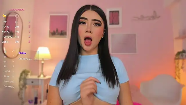 Snapshot of little-natt chatting on February 7, 12:28 pm little-natt online show from February 7, 12:28 pm