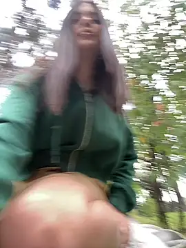 Snapshot of little-natt chatting on February 2, 9:13 pm little-natt online show from February 2, 9:13 pm