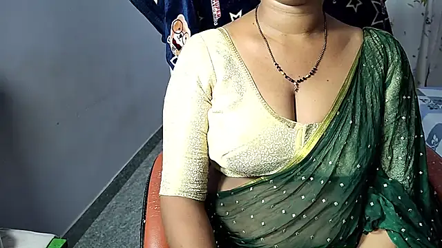 Snapshot of samyukthapuretelugu chatting on July 23, 4:58 pm samyukthapuretelugu online show from July 23, 4:58 pm