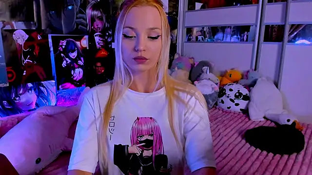 Cute  Pony online show from December 5, 9:33 pm