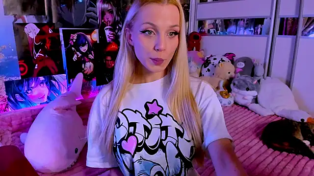 Cute  Pony online show from February 11, 9:25 pm