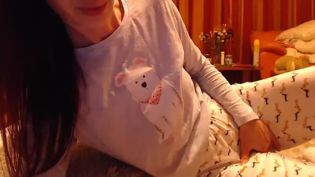 LovelyAndraGirl online show from May 16, 8:19 pm