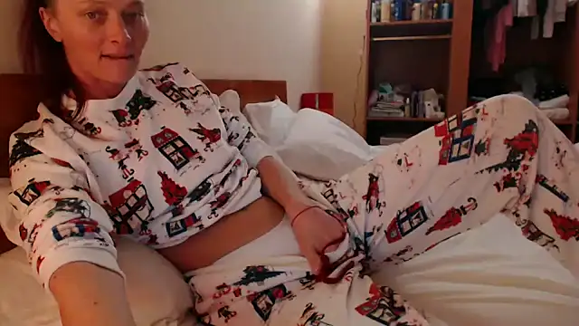 LovelyAndraGirl online show from March 2, 2:36 pm