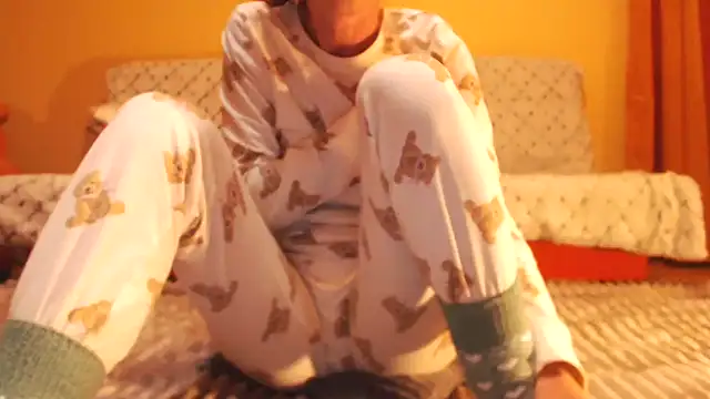 LovelyAndraGirl online show from October 12, 5:47 pm