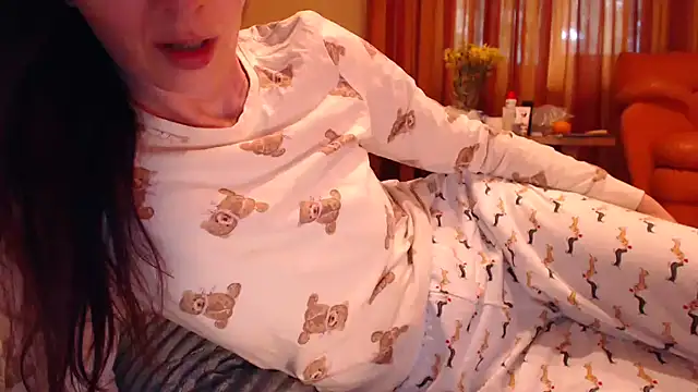LovelyAndraGirl online show from May 29, 1:50 pm