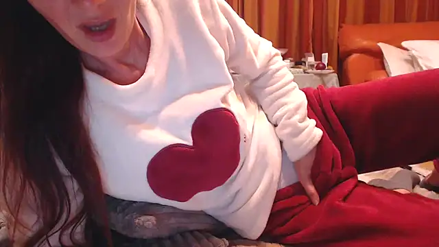 LovelyAndraGirl online show from September 30, 2:06 am