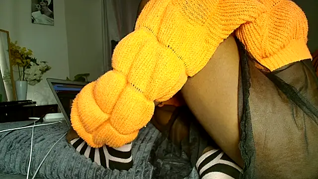 t-NaughtyLicia online show from March 11, 5:56 am