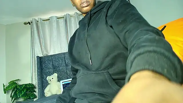 t-NaughtyLicia online show from March 12, 4:29 am