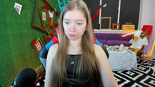 Snapshot of MayaSinabon chatting on February 11, 12:25 pm MayaSinabon online show from February 11, 12:25 pm