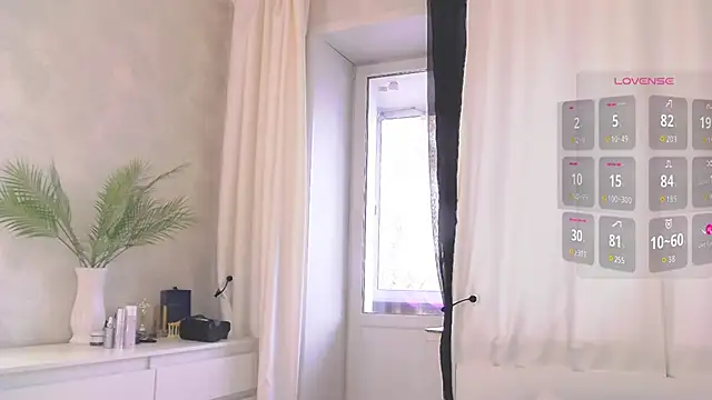 Snapshot of -MARIDRAGON- chatting on October 23, 8:24 am -MARIDRAGON- online show from October 23, 8:24 am