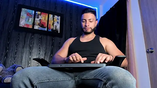 Mark Buffet02 online show from February 3, 3:49 pm