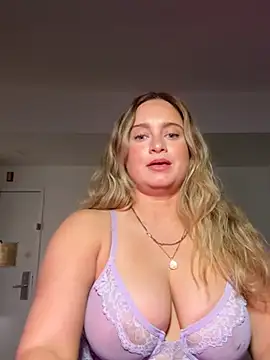 Sophie Raegan online show from March 7, 7:52 pm