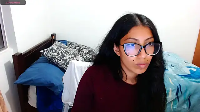 sofia rosse4 online show from September 29, 12:50 am