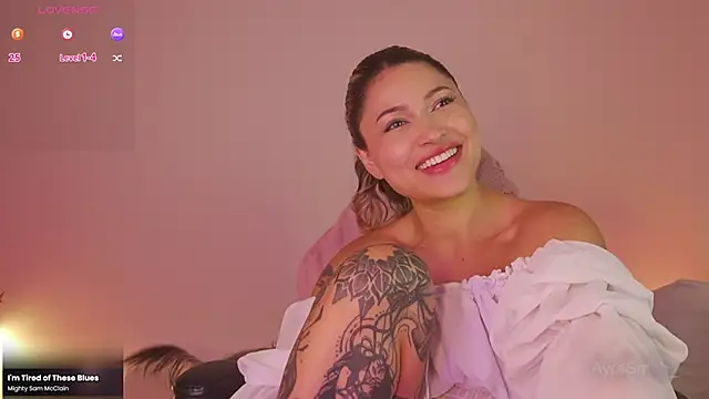 Snapshot of AyraSmith_ chatting on February 16, 3:26 am AyraSmith online show from February 16, 3:26 am