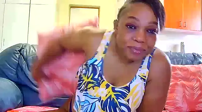 Snapshot of AfriGoddess21 chatting on March 18, 7:01 am AfriGoddess21 online show from March 18, 7:01 am