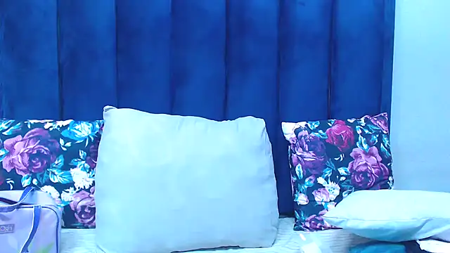 HotSmallTits online show from March 3, 6:15 pm