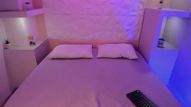 RenataEvans online show from September 9, 4:16 pm