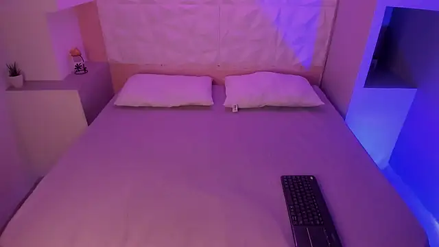 RenataEvans online show from October 22, 4:06 pm