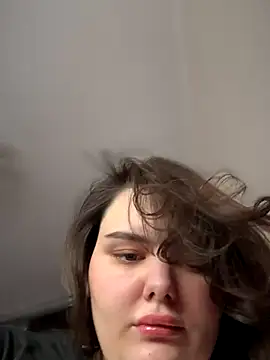 Snapshot of NikaMur chatting on October 27, 2:23 am NikaMur online show from October 27, 2:23 am