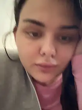 Snapshot of NikaMur chatting on October 25, 2:55 am NikaMur online show from October 25, 2:55 am