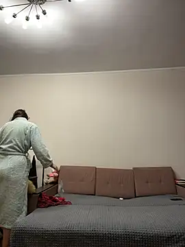 Snapshot of NikaMur chatting on December 15, 2:39 am NikaMur online show from December 15, 2:39 am