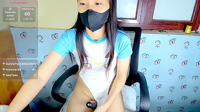 Snapshot of __Saphia__ chatting on November 11, 4:51 am Saphia online show from November 11, 4:51 am