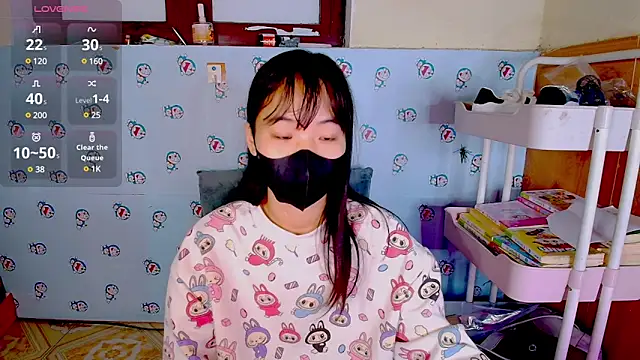 Snapshot of __Saphia__ chatting on March 17, 12:42 am Saphia online show from March 17, 12:42 am