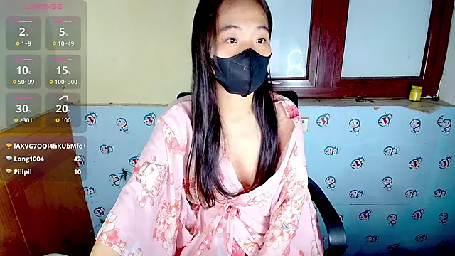 Snapshot of __Saphia__ chatting on November 6, 4:33 pm Saphia online show from November 6, 4:33 pm