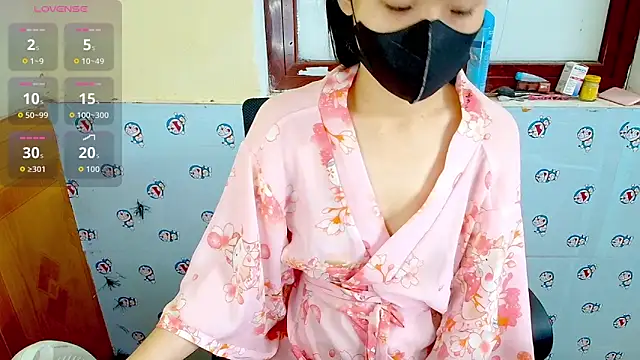 Snapshot of __Saphia__ chatting on December 1, 1:06 am Saphia online show from December 1, 1:06 am