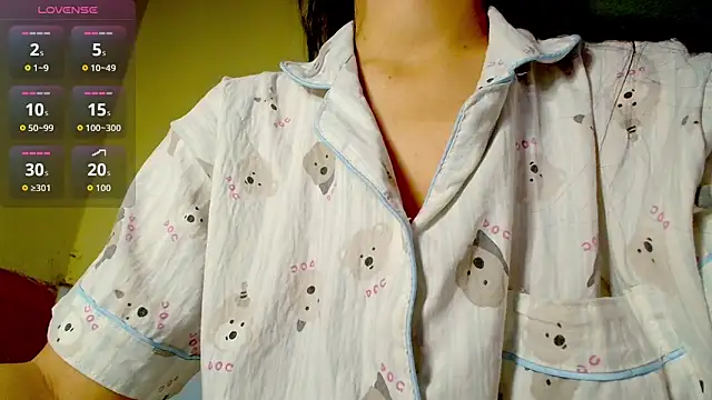   Saphia   online show from April 4, 3:18 pm