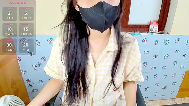   Saphia   online show from April 8, 12:45 am