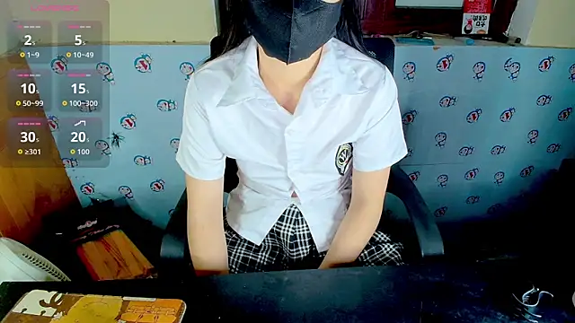   Saphia   online show from April 9, 3:18 pm