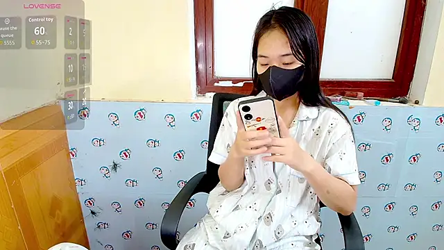   Saphia   online show from March 24, 4:34 am