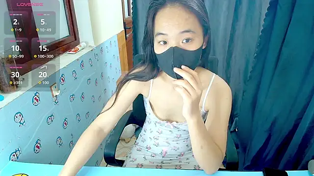 Snapshot of __Saphia__ chatting on June 10, 12:34 am Saphia online show from June 10, 12:34 am