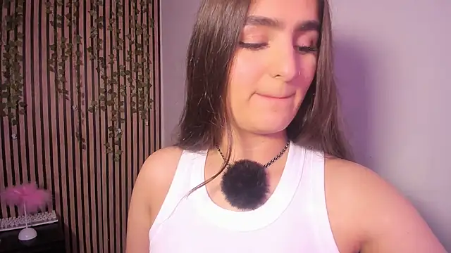 sofia 44 online show from June 2, 1:55 pm