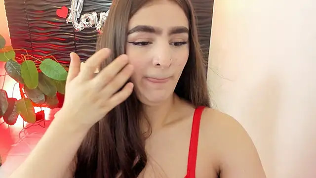 Snapshot of sofia_44 chatting on September 22, 12:44 pm sofia 44 online show from September 22, 12:44 pm