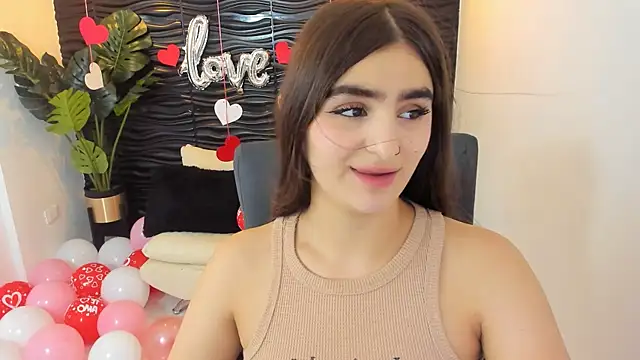 Snapshot of sofia_44 chatting on February 13, 8:45 pm sofia 44 online show from February 13, 8:45 pm