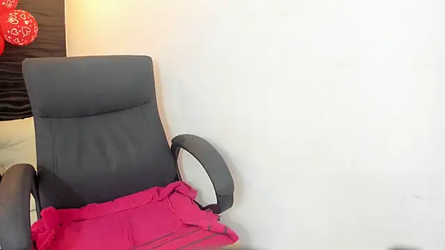 sofia 44 online show from March 13, 1:27 pm