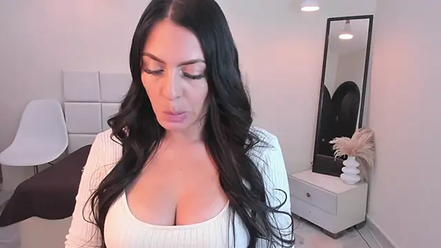 yourmagic venus online show from December 16, 2:38 am