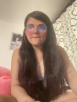 dayis butera online show from November 1, 7:30 pm