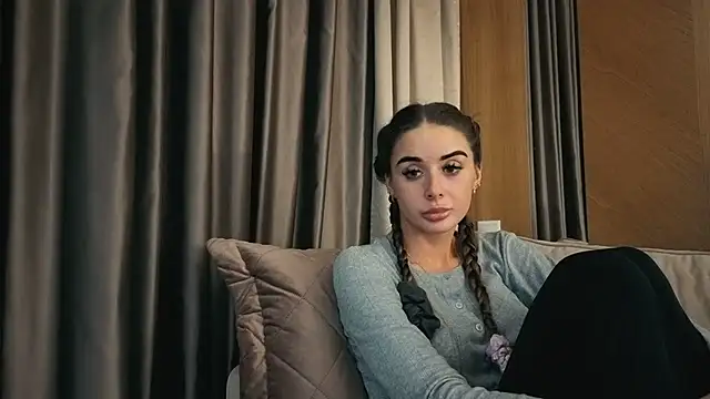 Snapshot of your_bunnygirl chatting on November 3, 6:11 pm your bunnygirl online show from November 3, 6:11 pm