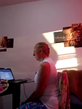 MILEIDE980 online show from February 26, 9:26 pm