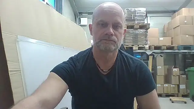 Snapshot of Boomerhun chatting on February 14, 5:51 am Boomerhun online show from February 14, 5:51 am