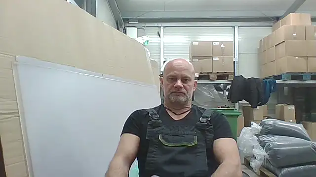 Snapshot of Boomerhun chatting on January 18, 5:16 pm Boomerhun online show from January 18, 5:16 pm