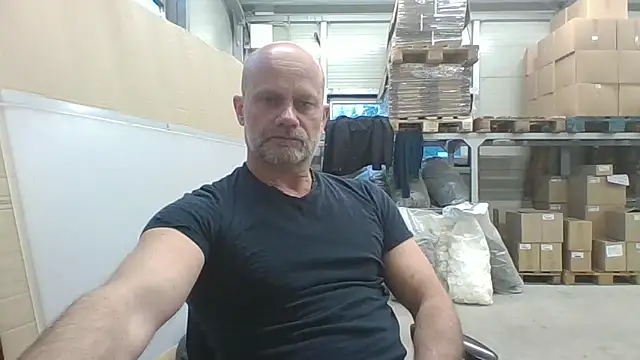 Snapshot of Boomerhun chatting on February 28, 5:29 am Boomerhun online show from February 28, 5:29 am