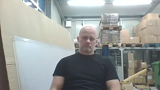 Snapshot of Boomerhun chatting on February 15, 5:41 am Boomerhun online show from February 15, 5:41 am