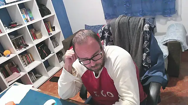 ravingr4d4 online show from December 2, 12:22 am