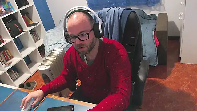 ravingr4d4 online show from February 14, 12:44 am